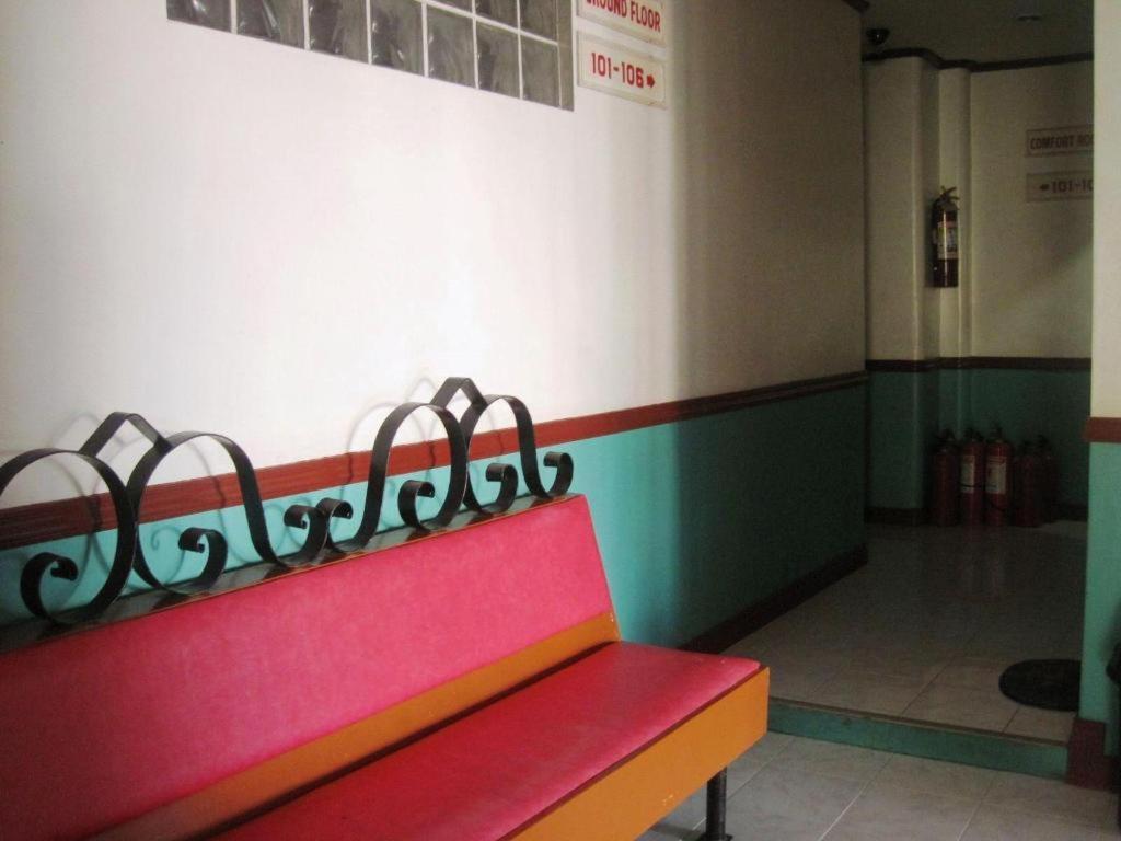 Magayon Hotel Legazpi Luaran gambar