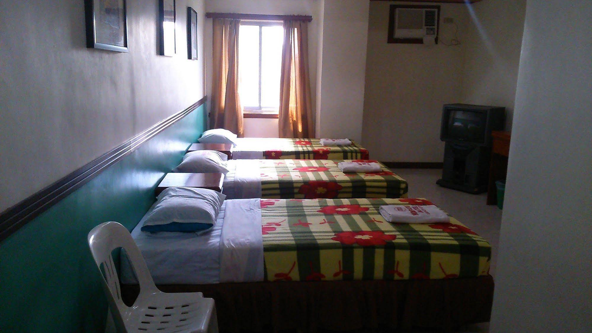 Magayon Hotel Legazpi Luaran gambar